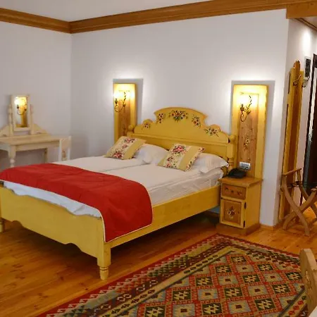 Casa Comana Boutique Hotel 4*
