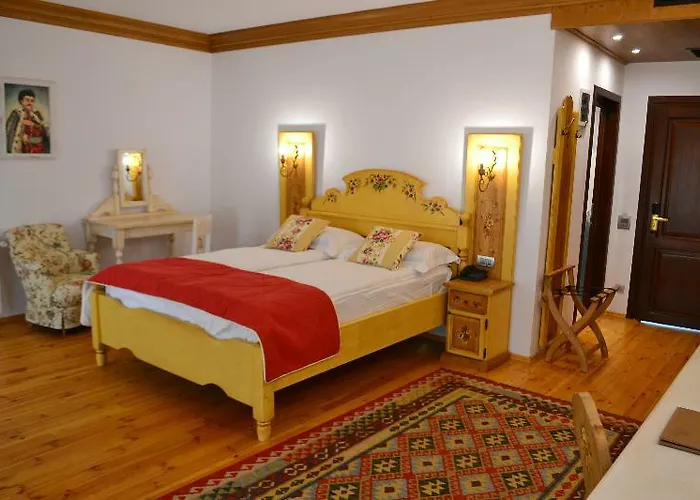 Casa Comana Boutique Hotel 4*